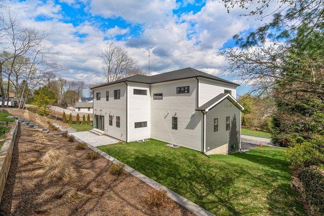 100 Woodbine Circle, Needham, MA 02494