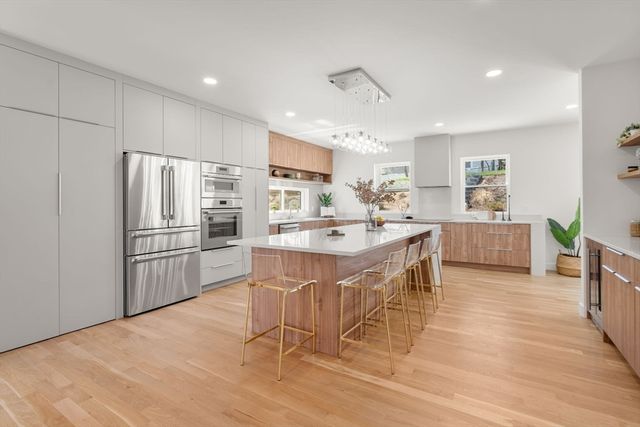 100 Woodbine Circle, Needham, MA 02494