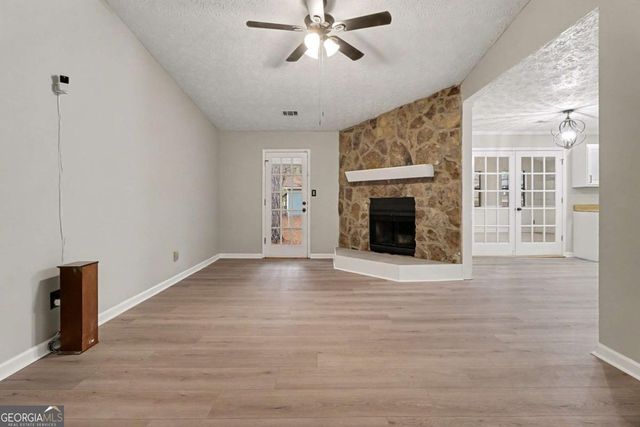 621 Maple Drive, Riverdale, GA 30274