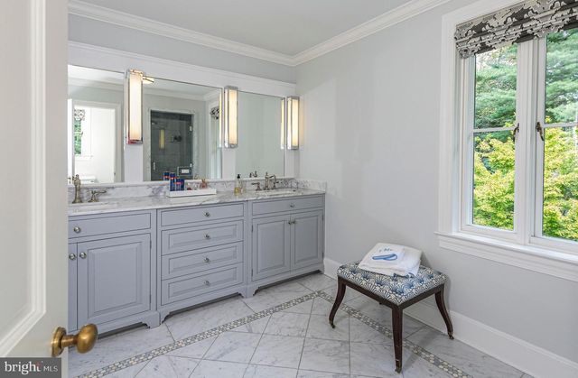 22 BREARLY RD, Princeton, NJ 08540