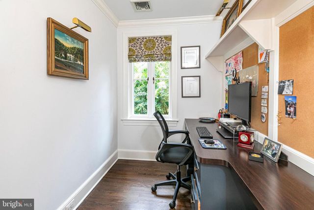 22 BREARLY RD, Princeton, NJ 08540