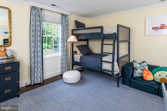 22 BREARLY RD, Princeton, NJ 08540