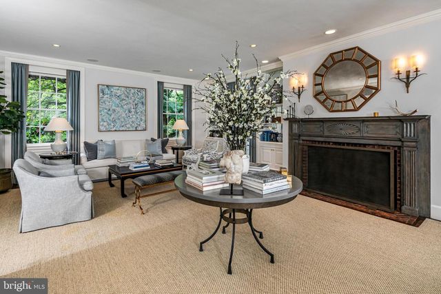 22 BREARLY RD, Princeton, NJ 08540