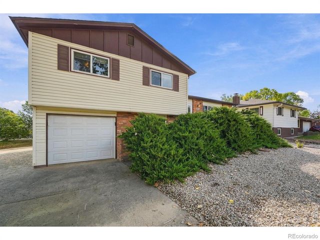 2404 N Van Buren Avenue, Loveland, CO 80538