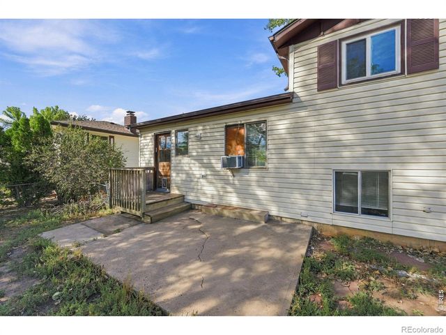 2404 N Van Buren Avenue, Loveland, CO 80538