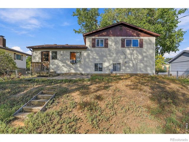 2404 N Van Buren Avenue, Loveland, CO 80538