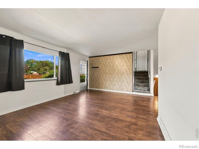 2404 N Van Buren Avenue, Loveland, CO 80538
