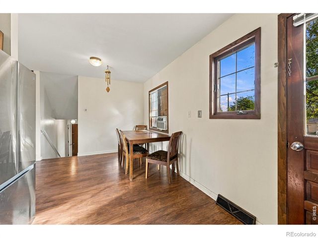 2404 N Van Buren Avenue, Loveland, CO 80538