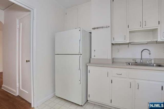 185 E Palisade Avenue A2A, Englewood, NJ 07631