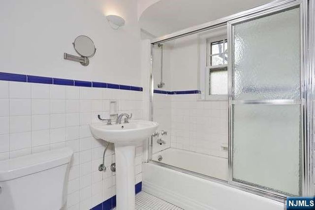 185 E Palisade Avenue A2A, Englewood, NJ 07631