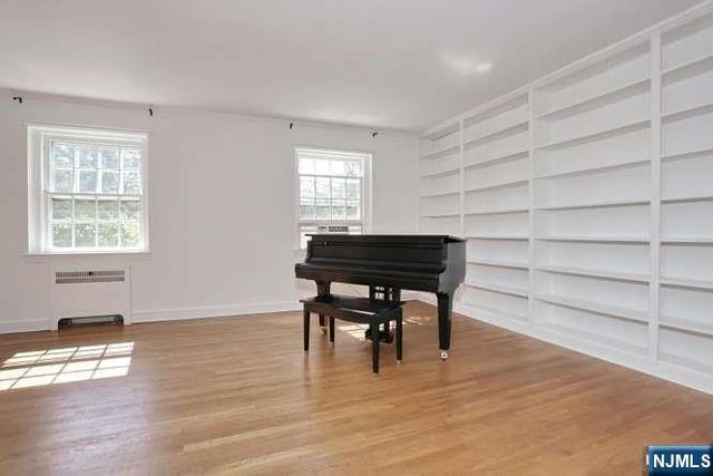 185 E Palisade Avenue A2A, Englewood, NJ 07631