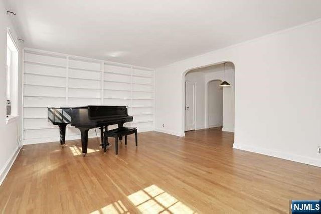 185 E Palisade Avenue A2A, Englewood, NJ 07631
