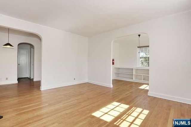 185 E Palisade Avenue A2A, Englewood, NJ 07631