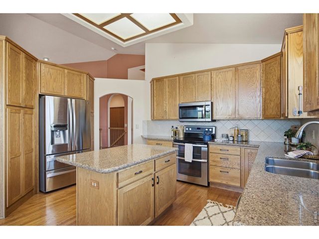 510 Lakeside Pl, Windsor, CO 80550