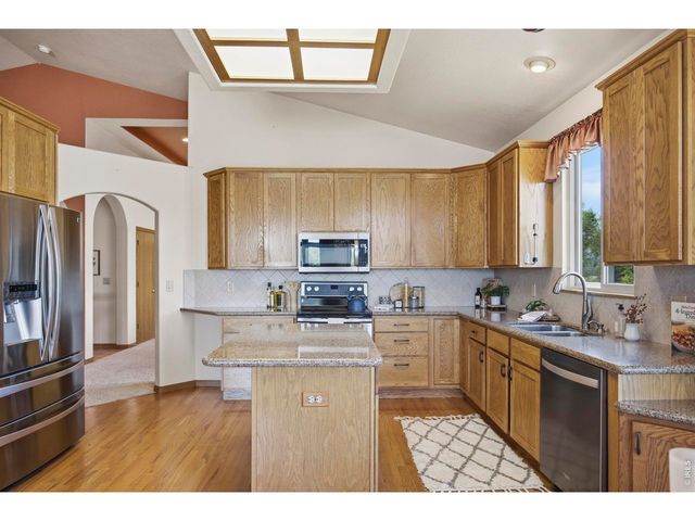 510 Lakeside Pl, Windsor, CO 80550