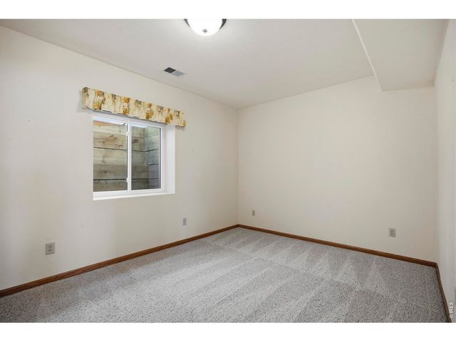 510 Lakeside Pl, Windsor, CO 80550