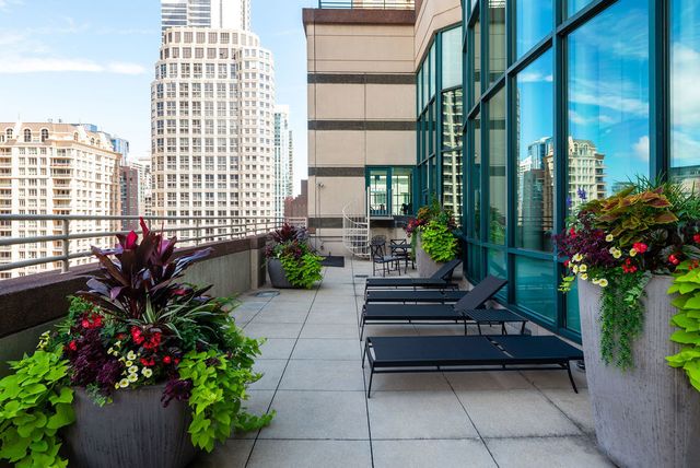 100 E Huron Street 1506, Chicago, IL 60611