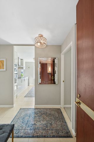 100 E Huron Street 1506, Chicago, IL 60611