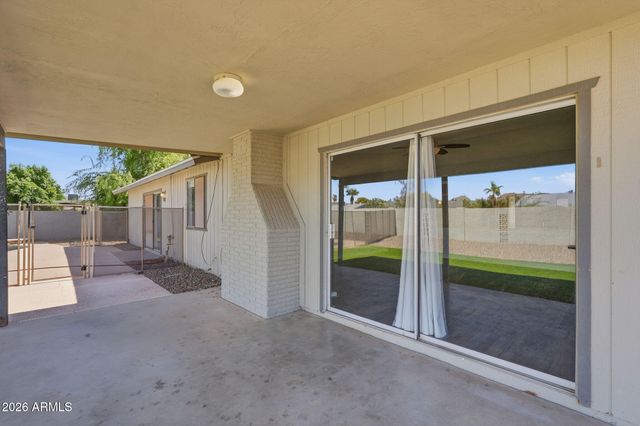 12118 S KI Road, Phoenix, AZ 85044