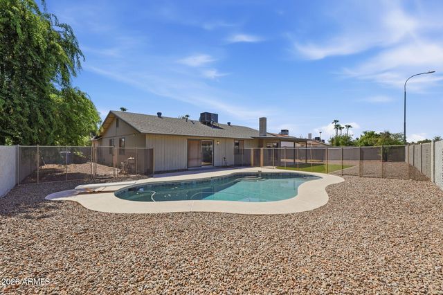 12118 S KI Road, Phoenix, AZ 85044