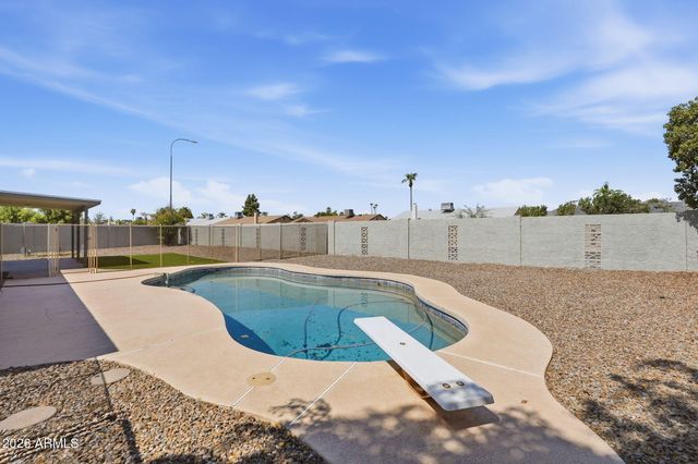 12118 S KI Road, Phoenix, AZ 85044