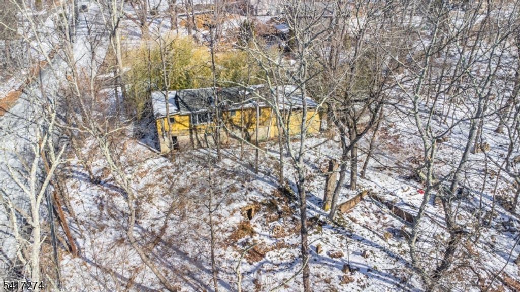 104 Espanong Rd, Jefferson Twp., NJ 07849 — photo 2