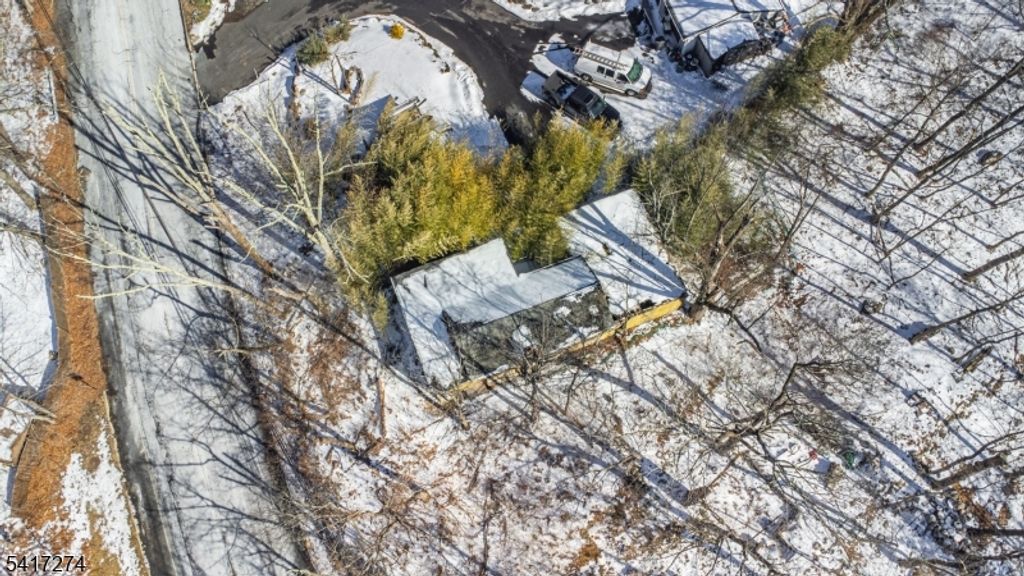 104 Espanong Rd, Jefferson Twp., NJ 07849 — photo 4