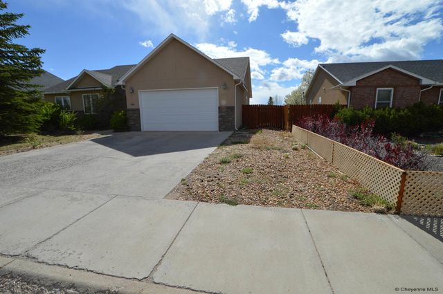 1606 HACKNEY DR, Laramie, WY 82070