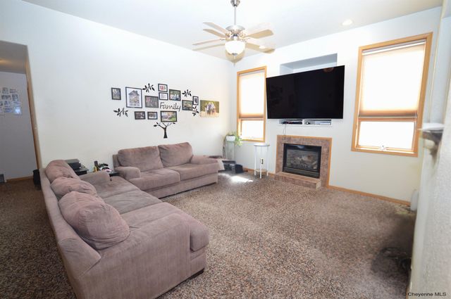 1606 HACKNEY DR, Laramie, WY 82070