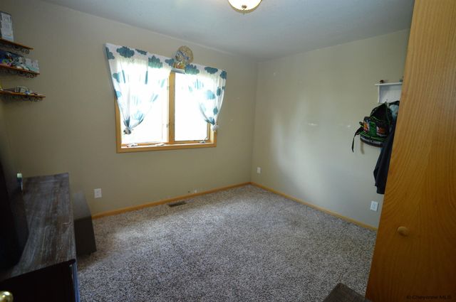 1606 HACKNEY DR, Laramie, WY 82070