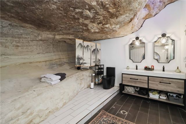 21283 Pine Drive, Garfield, AR 72732