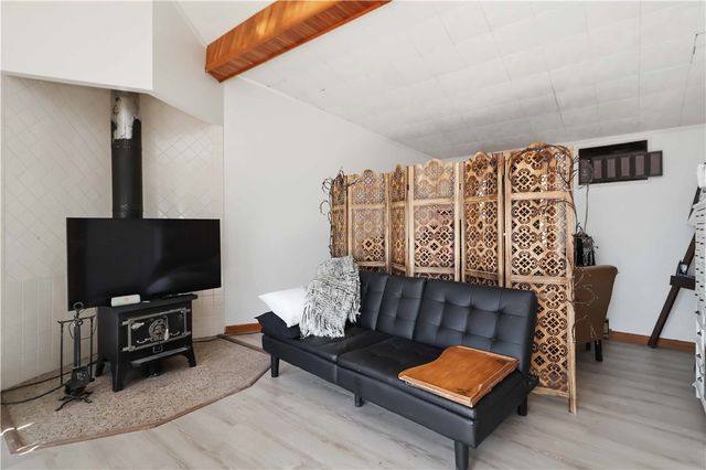 21283 Pine Drive, Garfield, AR 72732