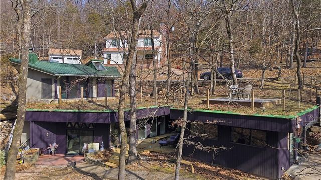 21283 Pine Drive, Garfield, AR 72732