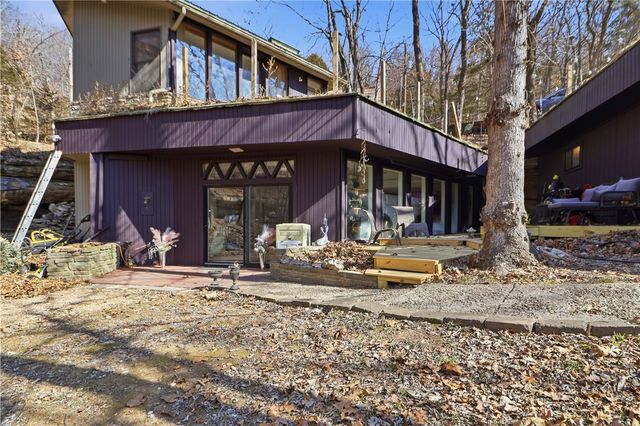 21283 Pine Drive, Garfield, AR 72732