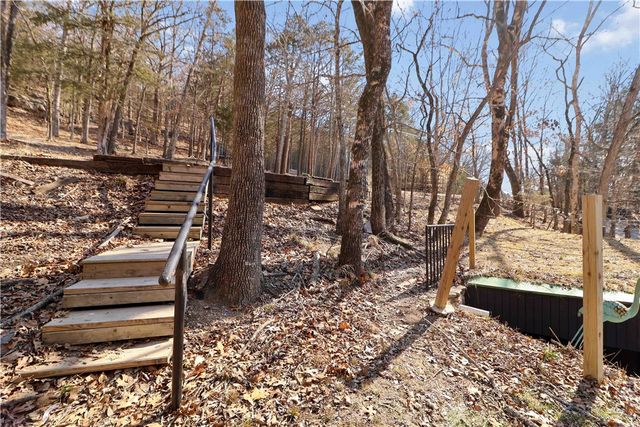 21283 Pine Drive, Garfield, AR 72732