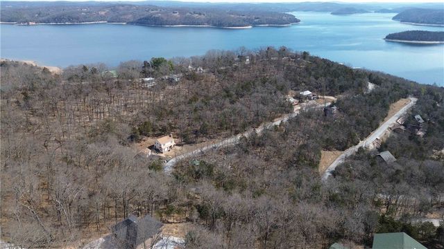 21283 Pine Drive, Garfield, AR 72732