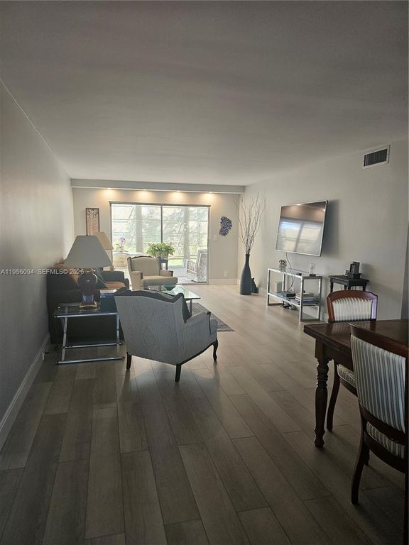 Image 1 of property listing at 3203 Portofino Pt F2, Coconut Creek, FL 33066