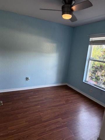 911 VALMAR STREET, Brandon, FL 33511