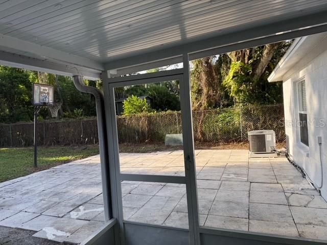 911 VALMAR STREET, Brandon, FL 33511