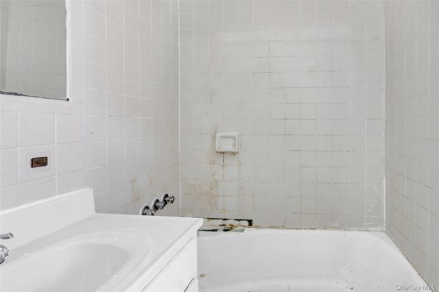 2217 Collier Avenue, Far Rockaway, NY 11691