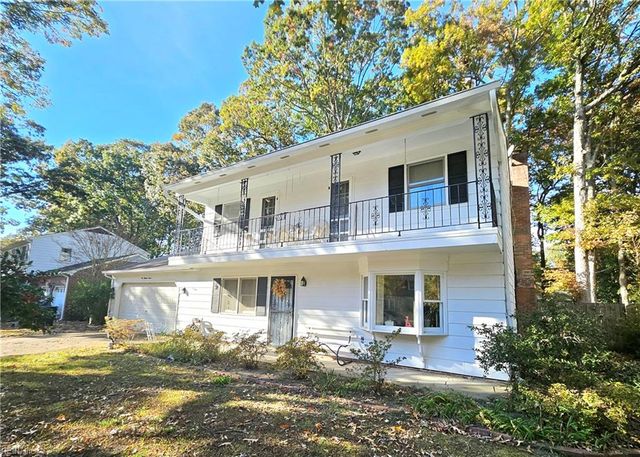 107 Five Forks LN, Hampton, VA 23669