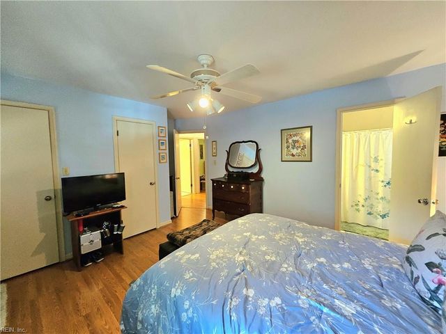 107 Five Forks LN, Hampton, VA 23669
