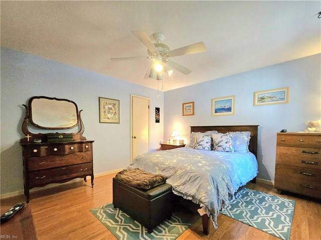 107 Five Forks LN, Hampton, VA 23669