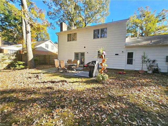 107 Five Forks LN, Hampton, VA 23669