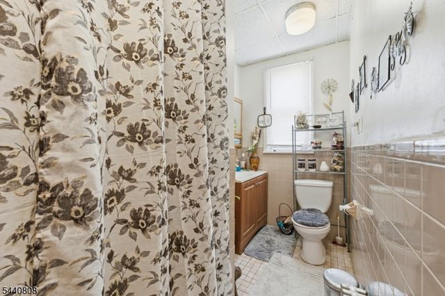 53 Grove Ter, Irvington Twp., NJ 07111