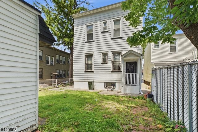 53 Grove Ter, Irvington Twp., NJ 07111