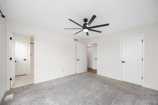501 Somerset Drive, Pontoon Beach, IL 62040