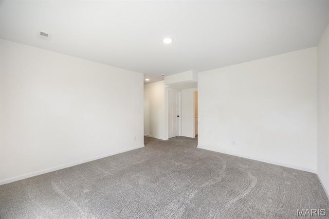 501 Somerset Drive, Pontoon Beach, IL 62040