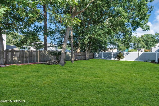 113 Barnegat Boulevard S, Barnegat, NJ 08005