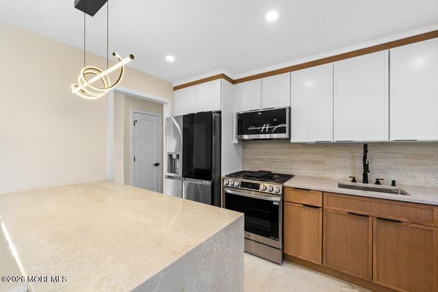 330 Cokes Drive, Toms River, NJ 08753